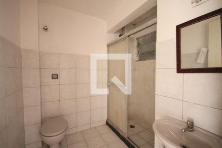 Apartamento para alugar com 70m², 2 quartos e sem vagaBanheiro
