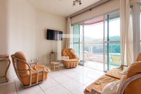 Sala de apartamento para alugar com 3 quartos, 163m² em Jardim Las Palmas, Guarujá
