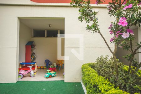 Apartamento para alugar com 65m², 3 quartos e 1 vaga Apartamento para alugar com 65m², 3 quartos e 1 vagaÁrea comum - Briquedoteca