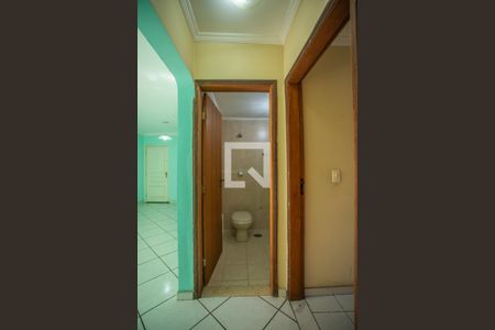 Corredor - Quartos de apartamento para alugar com 3 quartos, 65m² em Vila Nova Caledônia, São Paulo