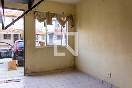 Casa de condomínio para alugar com 45m², 2 quartos e 1 vaga Casa de condomínio para alugar com 45m², 2 quartos e 1 vagaSala