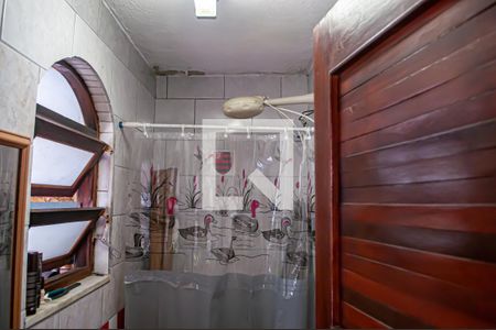 Casa à venda com 270m², 4 quartos e 1 vagabanheiro externo