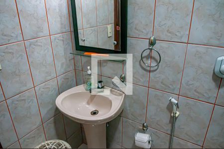 Casa à venda com 270m², 4 quartos e 1 vagabanheiro 1