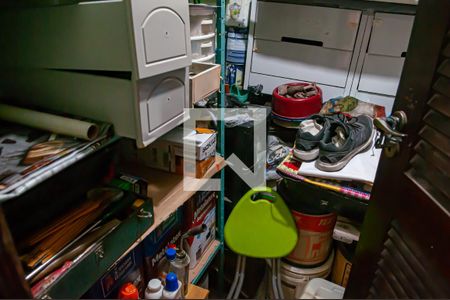 Casa à venda com 270m², 4 quartos e 1 vagadeposito