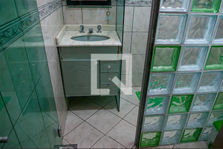 Casa à venda com 270m², 4 quartos e 1 vagabanheiro 2