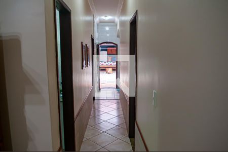 Casa à venda com 270m², 4 quartos e 1 vagacorredor