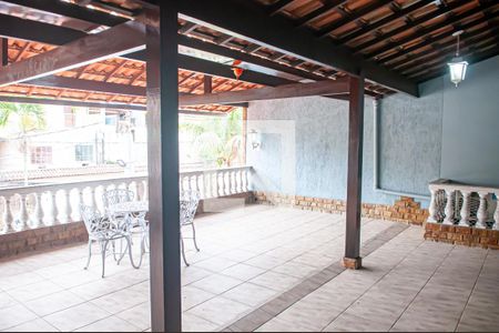 Casa à venda com 270m², 4 quartos e 1 vagaterraço