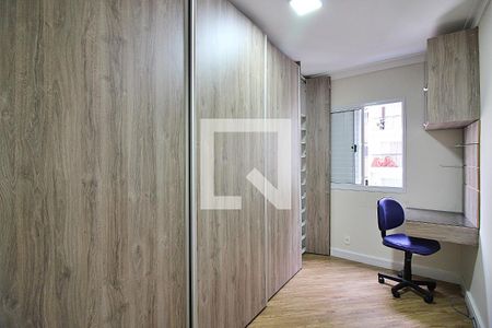 Apartamento à venda com 72m², 2 quartos e 2 vagasQuarto 2