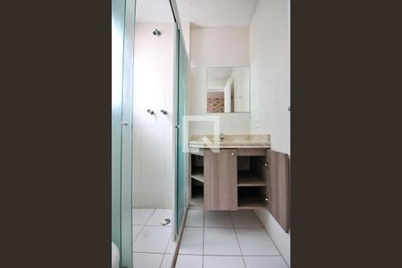 Apartamento à venda com 72m², 2 quartos e 2 vagasBanheiro do Quarto 1 - Suíte