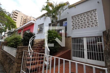 Casa para alugar com 170m², 3 quartos e 1 vagaFachada