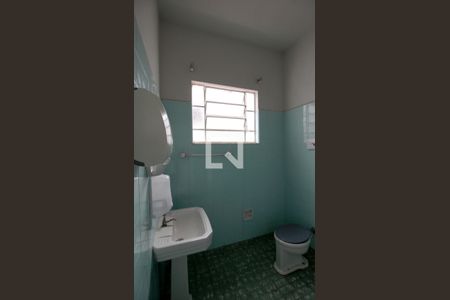 Casa para alugar com 170m², 3 quartos e 1 vagaBanheiro