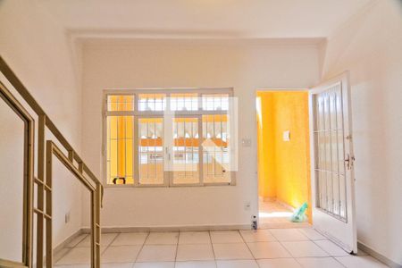 Sala de casa para alugar com 3 quartos, 180m² em Vila Arcádia, São Paulo