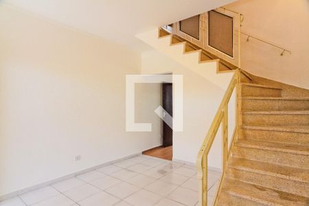 Sala de casa para alugar com 3 quartos, 180m² em Vila Arcádia, São Paulo