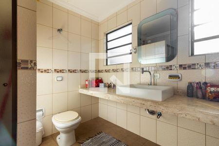 Casa para alugar com 427m², 4 quartos e 9 vagas Casa para alugar com 427m², 4 quartos e 9 vagasBanheiro 2