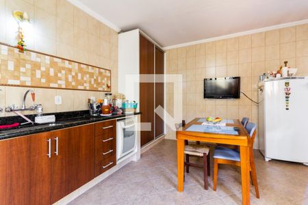 Casa para alugar com 427m², 4 quartos e 9 vagas Casa para alugar com 427m², 4 quartos e 9 vagasCozinha