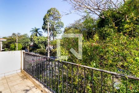 Casa para alugar com 427m², 4 quartos e 9 vagas Casa para alugar com 427m², 4 quartos e 9 vagasVaranda