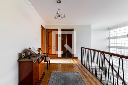 Hall dos Quartos de casa para alugar com 4 quartos, 427m² em Vila Uberabinha, São Paulo