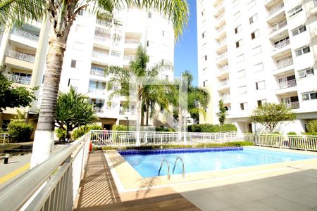 Apartamento para alugar com 52m², 2 quartos e 1 vagaÁrea comum - Piscina