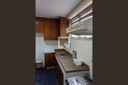 Apartamento à venda com 103m², 2 quartos e 1 vaga Apartamento à venda com 103m², 2 quartos e 1 vagaCozinha