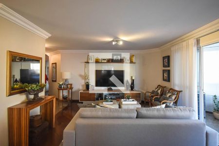 Sala de tv de apartamento à venda com 4 quartos, 230m² em Jardim Londrina, São Paulo