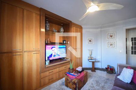 Apartamento à venda com 230m², 4 quartos e 4 vagas Apartamento à venda com 230m², 4 quartos e 4 vagasQuarto