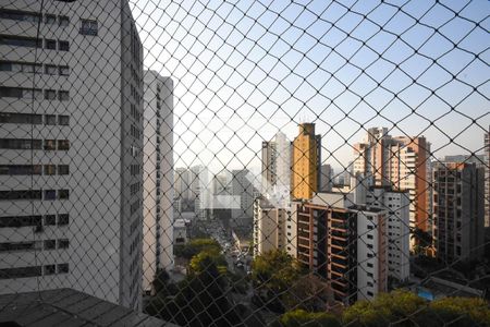 Apartamento à venda com 230m², 4 quartos e 4 vagas Apartamento à venda com 230m², 4 quartos e 4 vagasVista da suíte 3