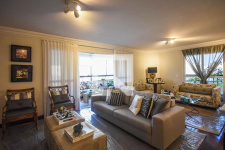 Sala de apartamento à venda com 4 quartos, 230m² em Jardim Londrina, São Paulo