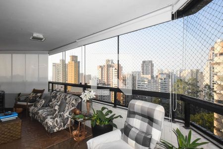 Varanda de apartamento à venda com 4 quartos, 230m² em Jardim Londrina, São Paulo