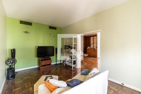 Apartamento à venda com 470m², 3 quartos e 2 vagas Apartamento à venda com 470m², 3 quartos e 2 vagasSala de TV