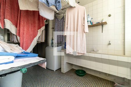 Apartamento à venda com 470m², 3 quartos e 2 vagas Apartamento à venda com 470m², 3 quartos e 2 vagasÁrea de Serviço