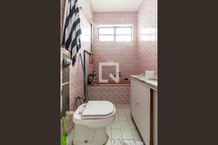 Apartamento à venda com 470m², 3 quartos e 2 vagas Apartamento à venda com 470m², 3 quartos e 2 vagasBanheiro da Suíte 2