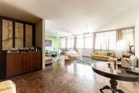 Apartamento à venda com 470m², 3 quartos e 2 vagas Apartamento à venda com 470m², 3 quartos e 2 vagasSala de Estar