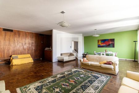 Apartamento à venda com 470m², 3 quartos e 2 vagas Apartamento à venda com 470m², 3 quartos e 2 vagasSala de Estar