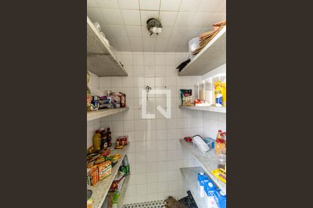 Apartamento à venda com 470m², 3 quartos e 2 vagas Apartamento à venda com 470m², 3 quartos e 2 vagasDespensa