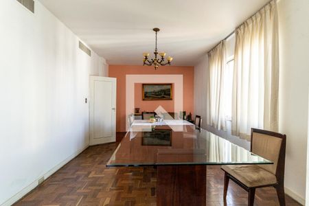 Apartamento à venda com 470m², 3 quartos e 2 vagas Apartamento à venda com 470m², 3 quartos e 2 vagasSala de Jantar