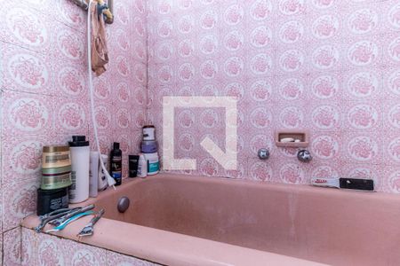 Apartamento à venda com 470m², 3 quartos e 2 vagas Apartamento à venda com 470m², 3 quartos e 2 vagasBanheiro da Suíte 2