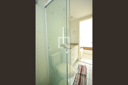 Banheiro da Suíte de apartamento para alugar com 2 quartos, 90m² em Humaitá, Rio de Janeiro