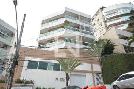 Apartamento para alugar com 90m², 2 quartos e 1 vagaFachada