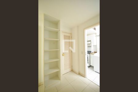 Apartamento para alugar com 90m², 2 quartos e 1 vagaCloset