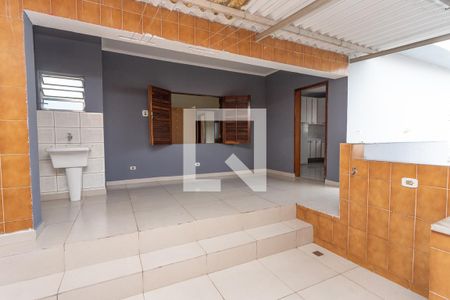 Casa para alugar com 120m², 2 quartos e 2 vagas Casa para alugar com 120m², 2 quartos e 2 vagasÁrea de serviço