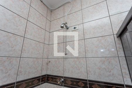 Banheiro de casa para alugar com 2 quartos, 120m² em Piraporinha, Diadema