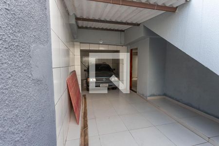 Garagem de casa para alugar com 2 quartos, 120m² em Piraporinha, Diadema