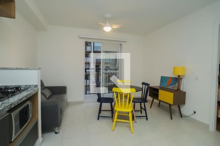 Sala de apartamento para alugar com 1 quarto, 37m² em Água Branca, São Paulo