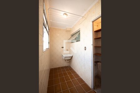 Apartamento para alugar com 60m², 3 quartos e 1 vagaÁrea de Serviço