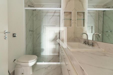 Banheiro da suíte 1 de apartamento à venda com 2 quartos, 192m² em Jardim Paulistano, São Paulo