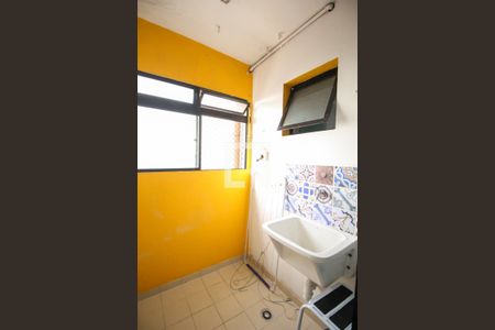 Apartamento para alugar com 75m², 3 quartos e 1 vagaÁrea de Serviço