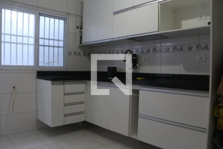 Casa para alugar com 60m², 2 quartos e sem vagaCozinha