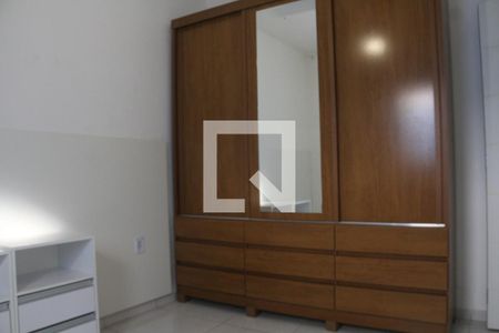 Quarto 1 de casa para alugar com 2 quartos, 60m² em Parque Bitaru, São Vicente