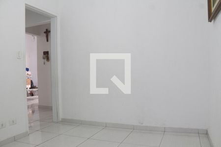 Sala de casa para alugar com 2 quartos, 60m² em Parque Bitaru, São Vicente