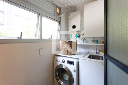 Apartamento à venda com 70m², 2 quartos e 1 vagaÁrea de Serviço